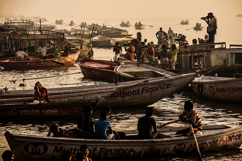 Varanasi, łódki na Gangesie (Indie. Dzień jak nie codzień.)